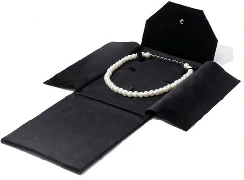 Luxury velvet necklace - luxury, pouch